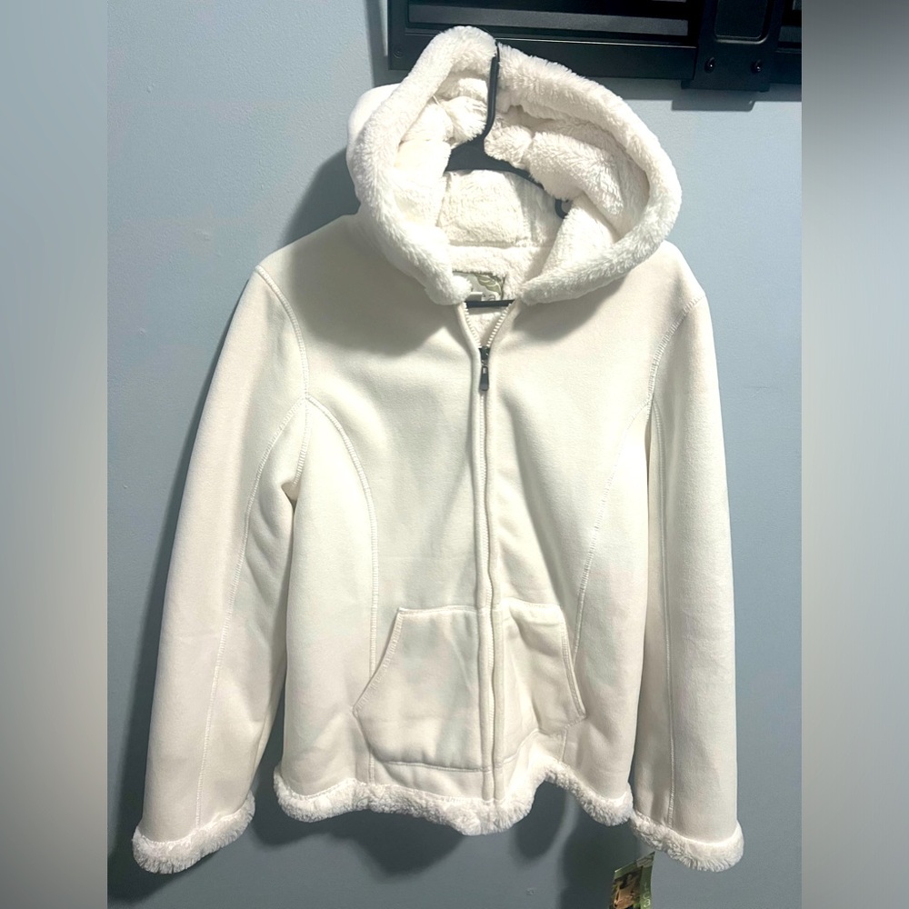 Green Tea Women's Faux Fur Lined Coat Super Soft Size M Ivory